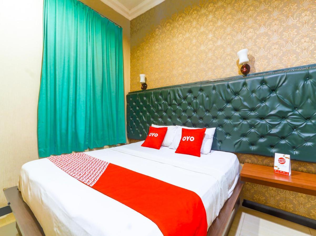 Oyo 90788 Nillo Hotel Kebumen Eksteriør bilde