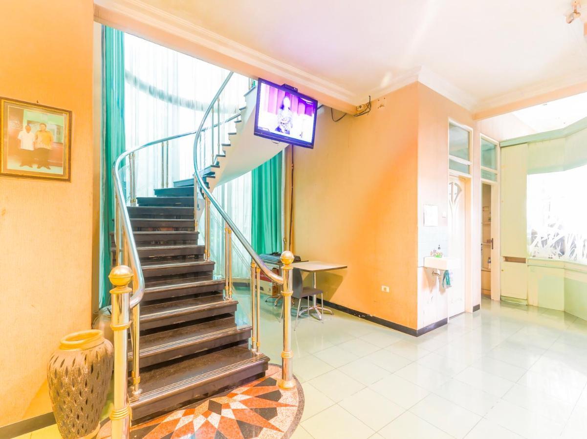 Oyo 90788 Nillo Hotel Kebumen Eksteriør bilde