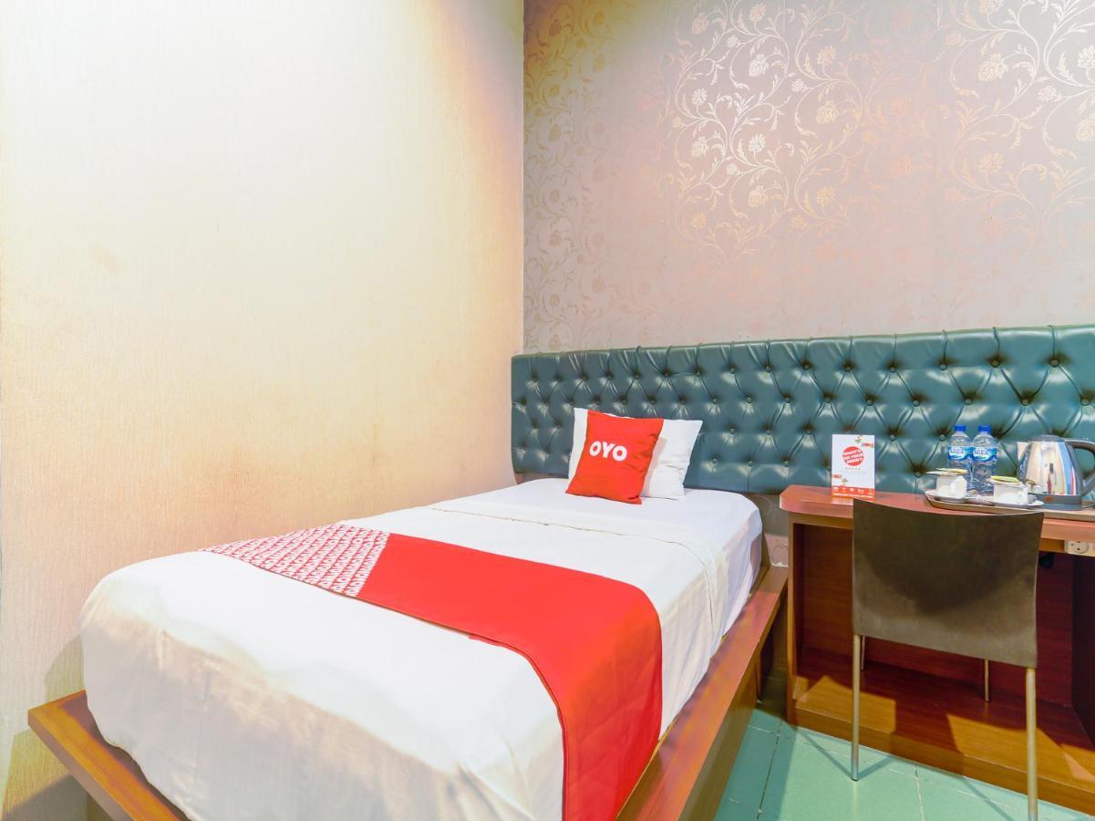 Oyo 90788 Nillo Hotel Kebumen Eksteriør bilde
